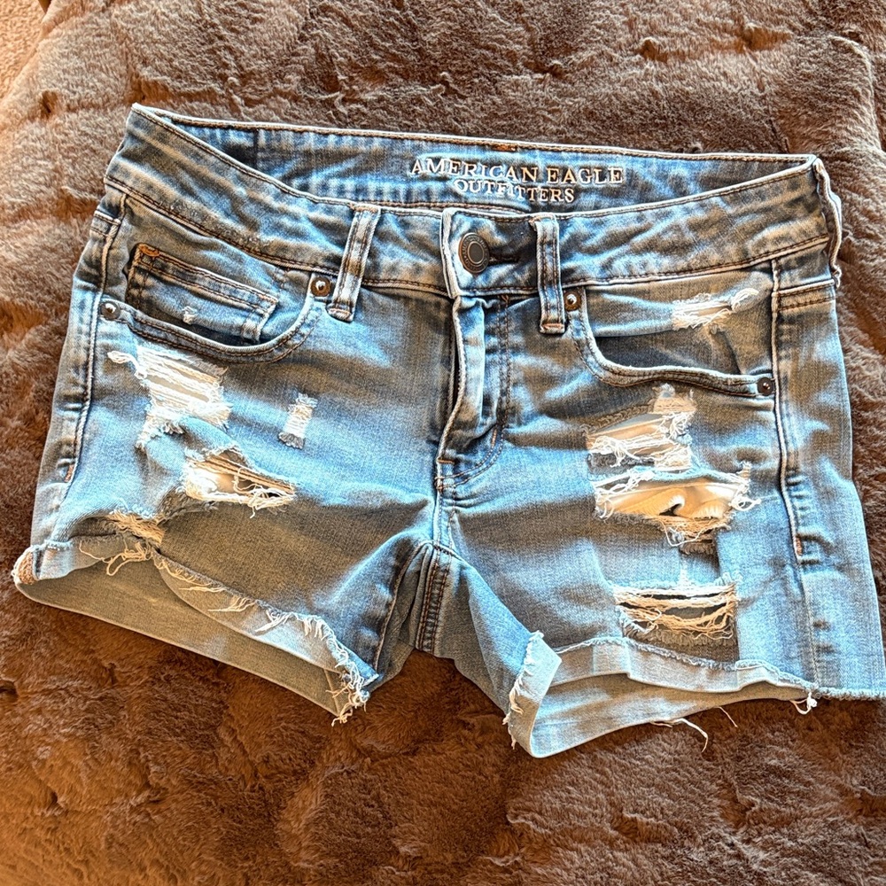 American Eagle Outfitters Ripped light Jean Shorts -